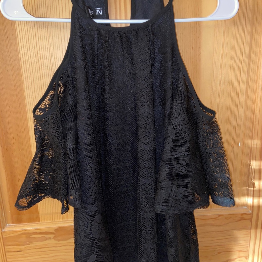 Black off the Shoulder Tank top